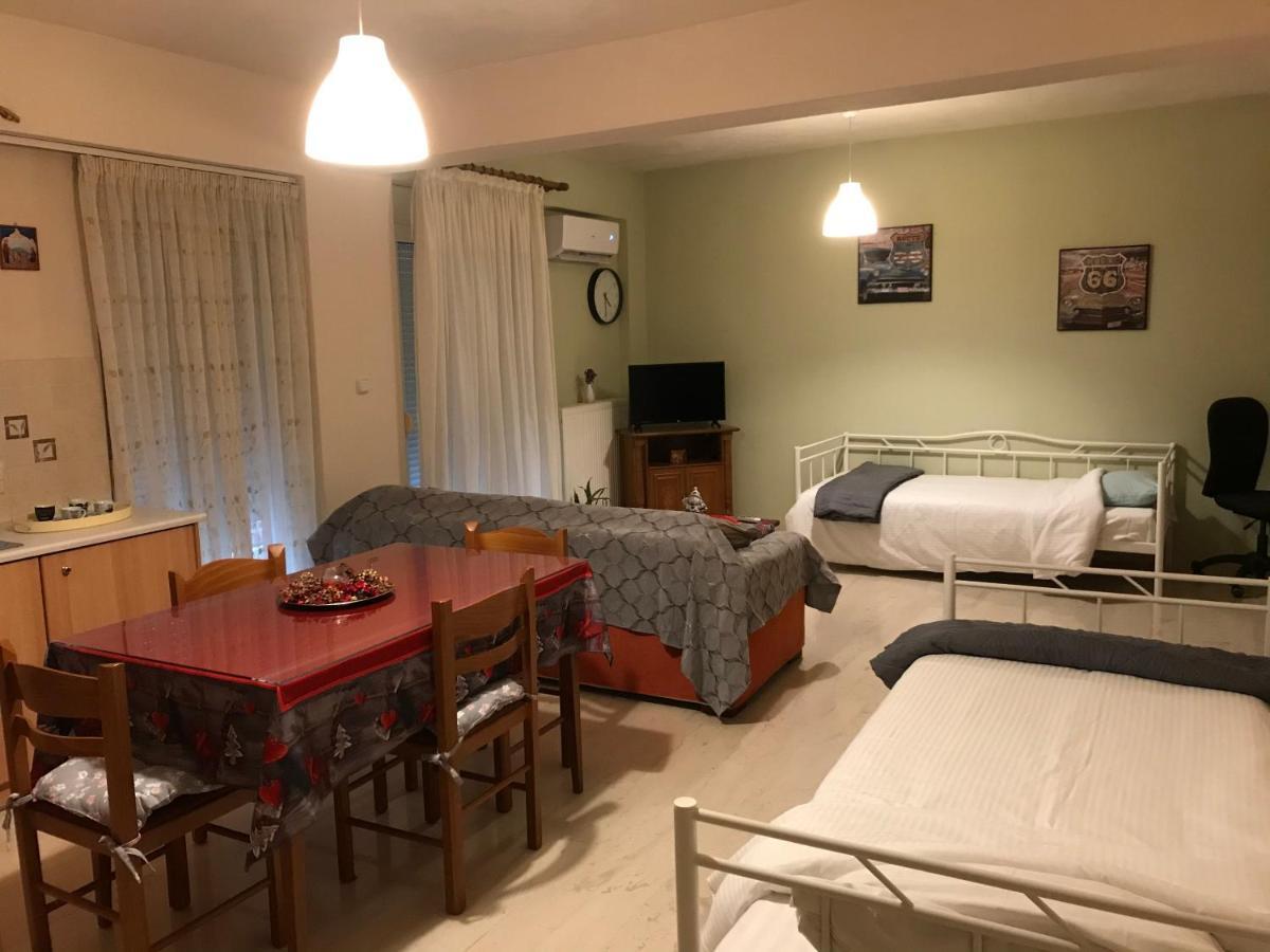 Διαμέρισμα 65 Τμ Στην Καρδιά Της Πόλης Trípoli Exterior foto